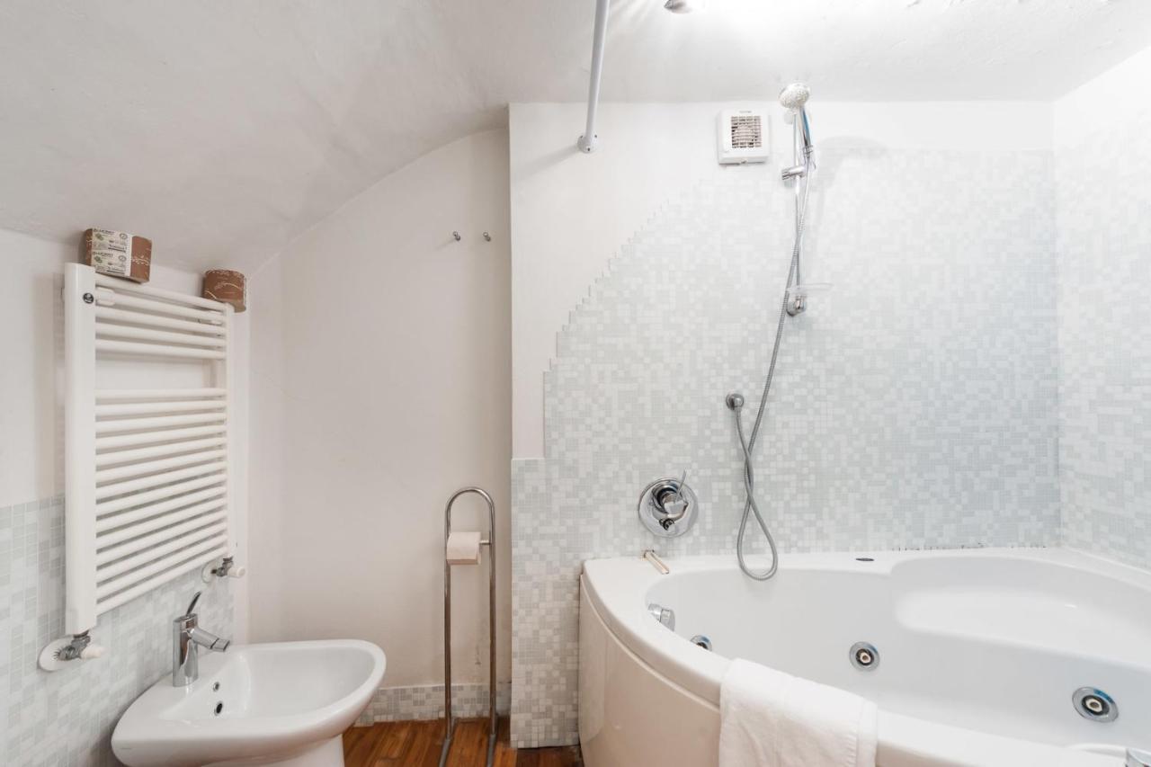 Pontevecchio Luxury Suite Amazing Location - Hosted By Sweetstay Firenze Bagian luar foto